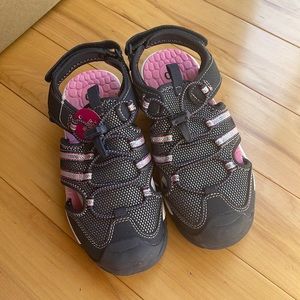 🆕 New Girls Sandals/Water-shoe